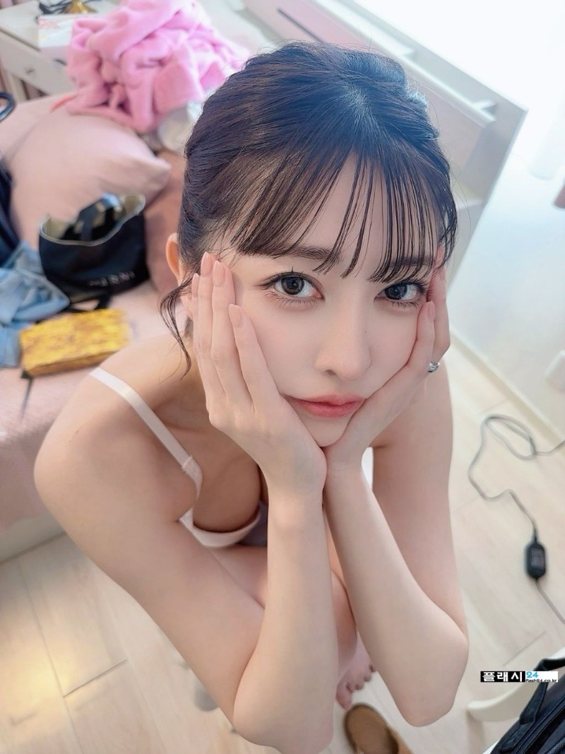 명작이라는 색기 GOAT 배우 모리 히나코