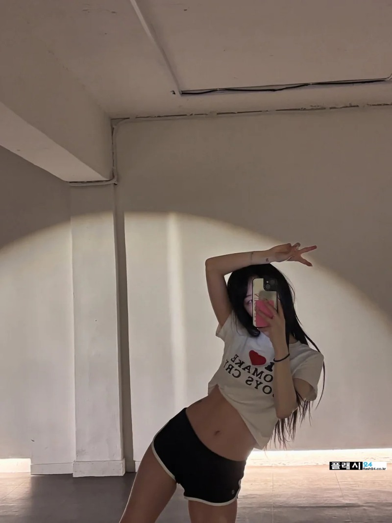 f4ovynlxw4ye1.jpg