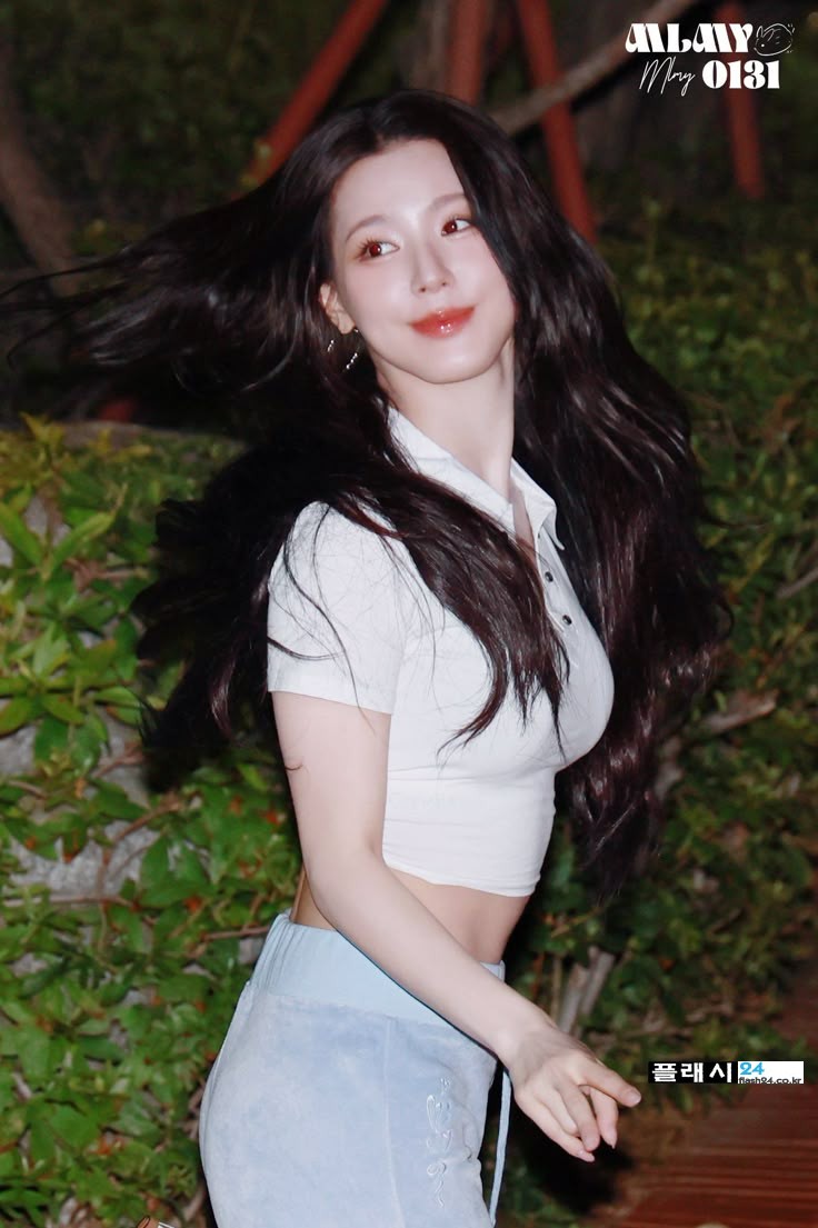 트레이닝복 입고 출근하는 (여자)아이들 미연