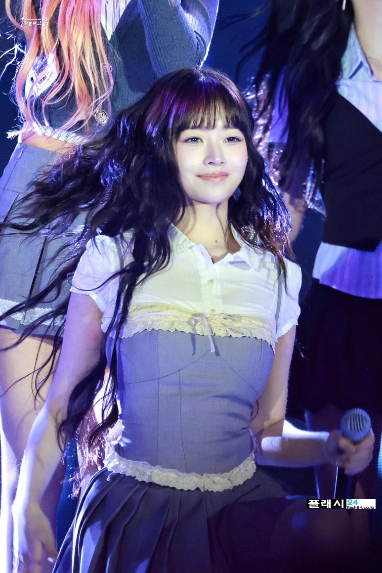 250504-Rei-at-LIV-Golf-Korea-Concert-3.jpg