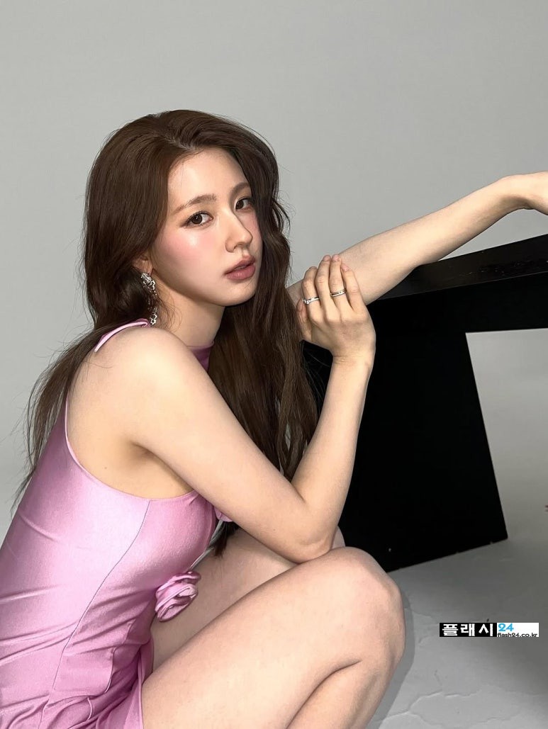 아이들 미연 뒤에서 안아주고싶다