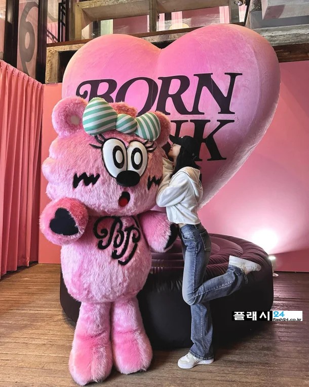 블랙핑크 지수 무대위 뒤모습