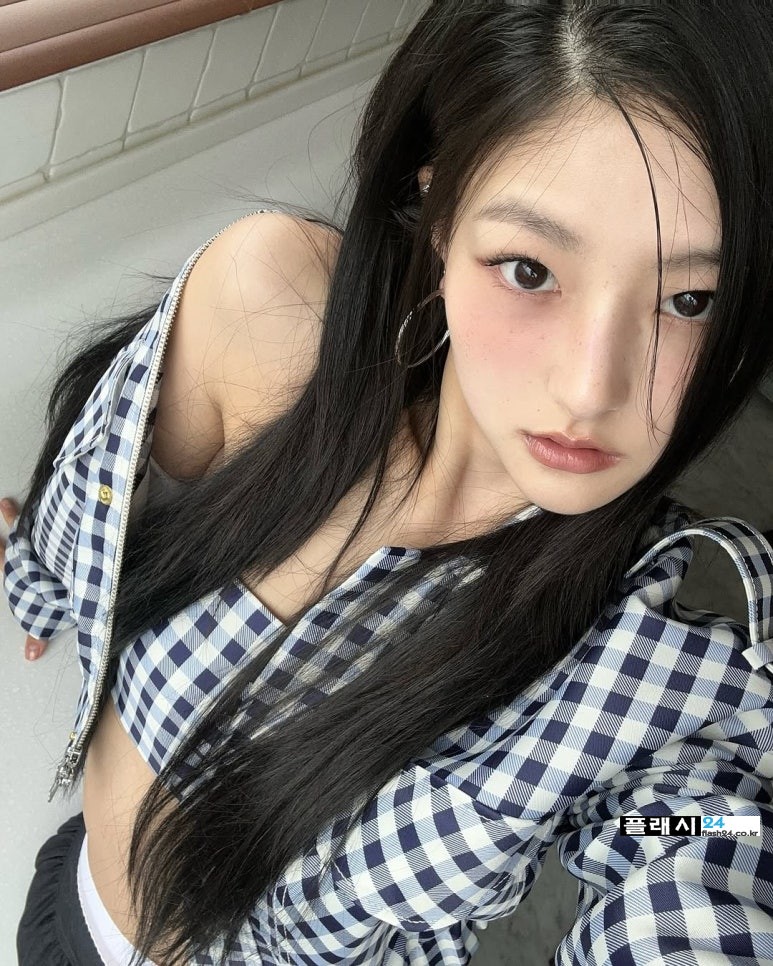 250619-KISSOFLIFE-IG-Haneul-3.jpg