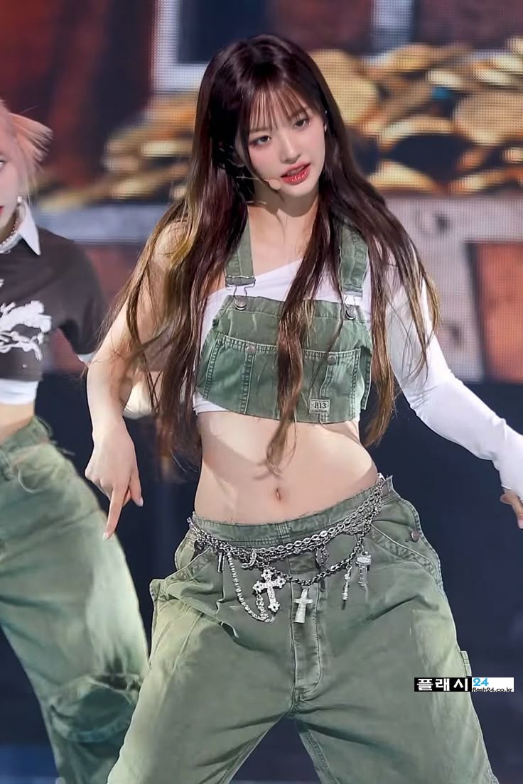엔믹스 설윤 골반 장난 아니구나