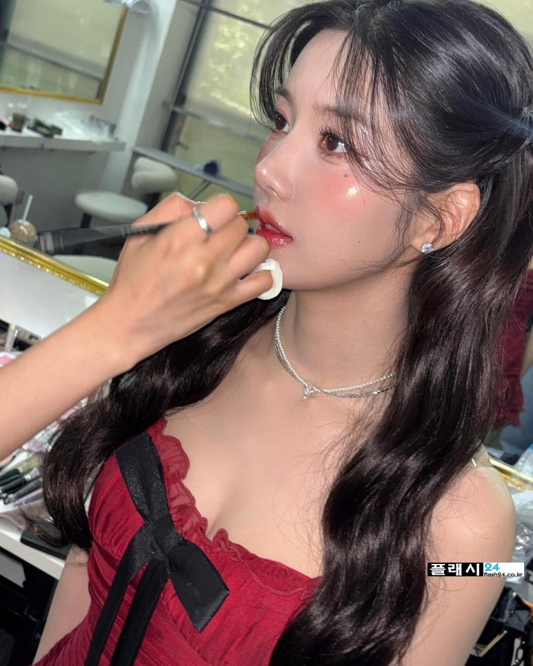 250630-Eunbi-IG-2.jpg