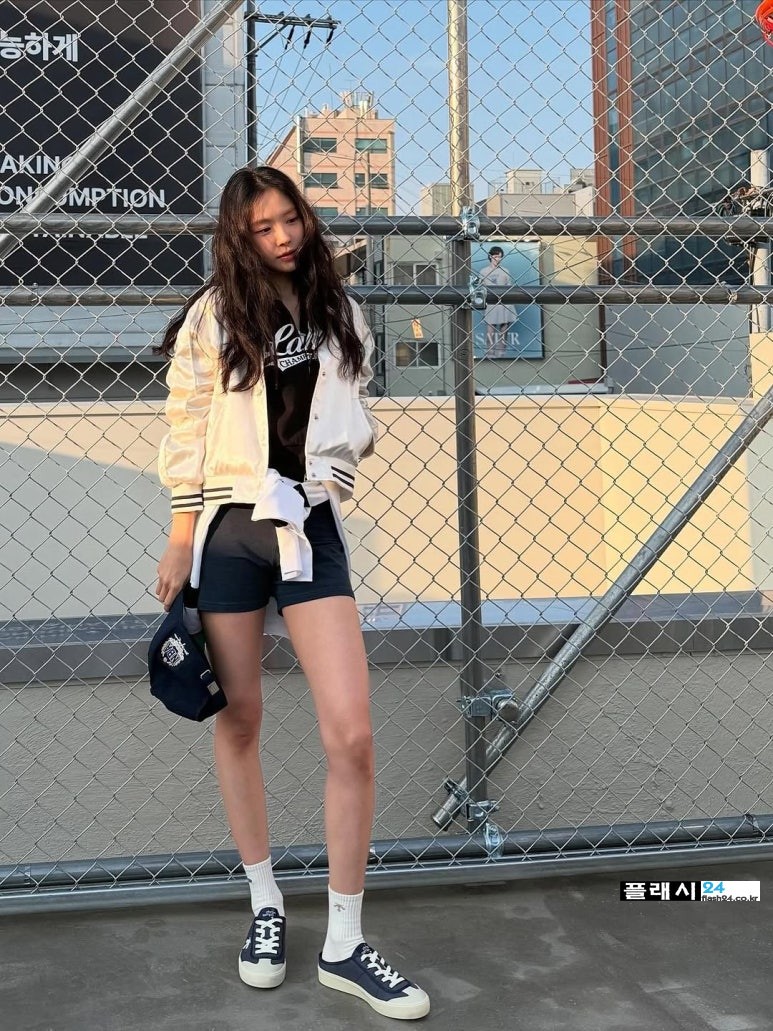 250429-Naeun-IG-8.jpg