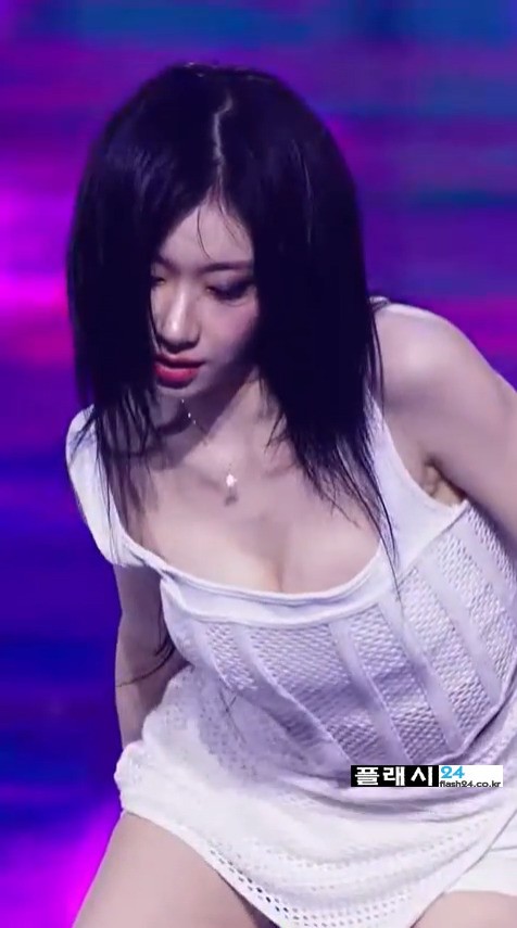 핫팬츠 ITZY 채령 숙이는 안무