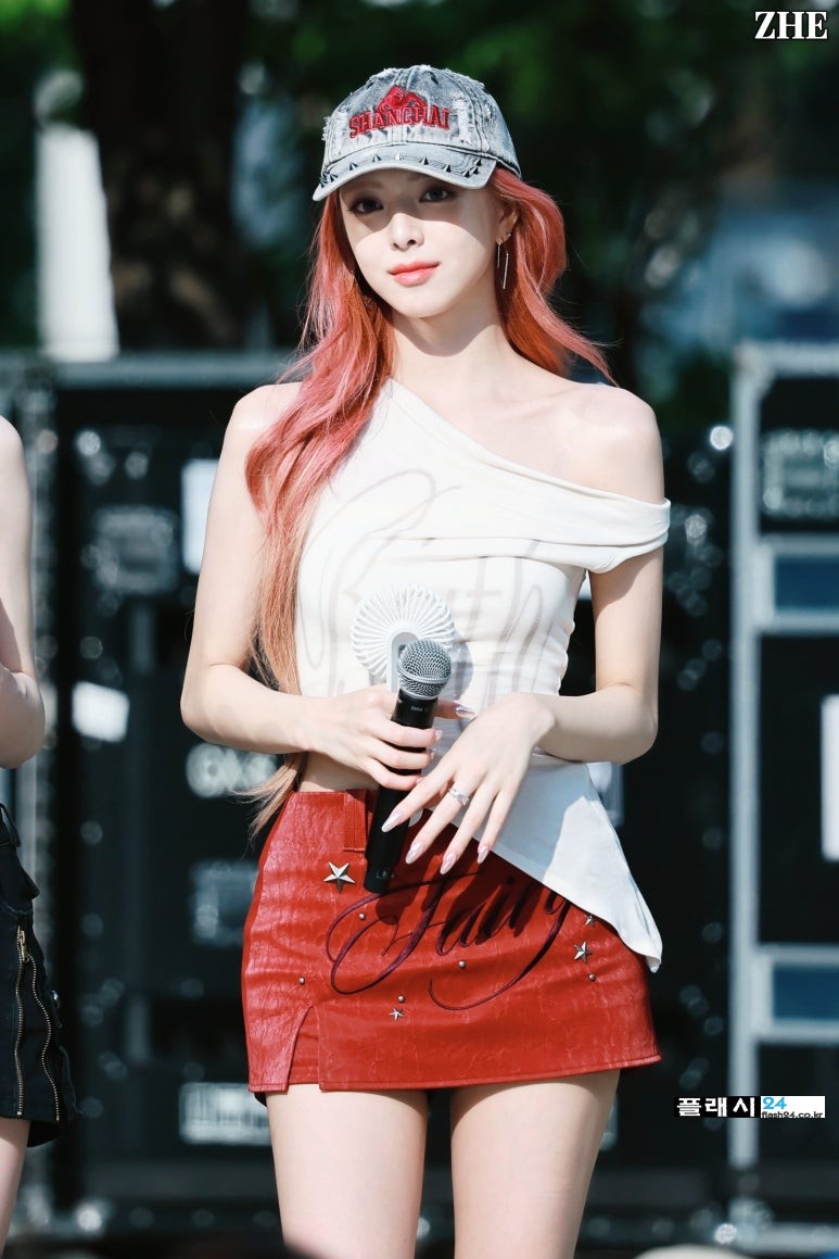 250614-Yuna-at-MusicCore-MiniFanmeeting-3.jpg