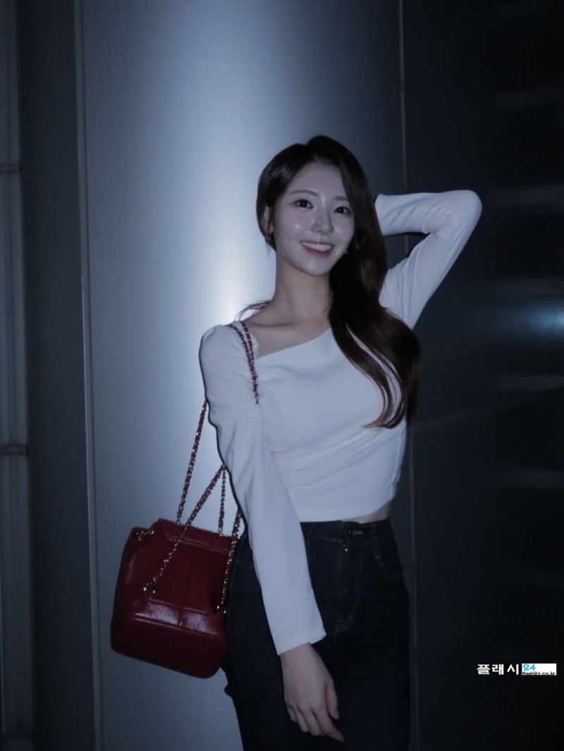 250611-Hyojung-IG-2.jpg