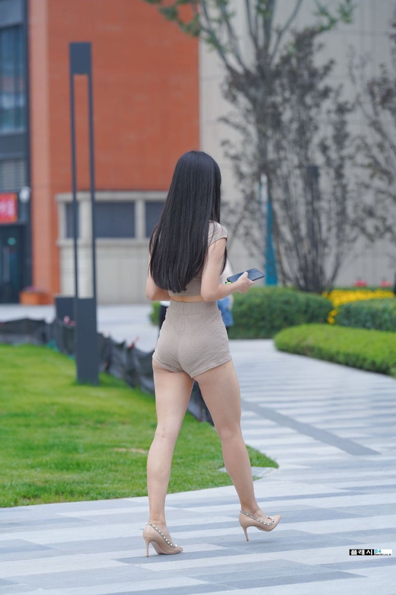 e02a65c399d4308c9926328d6732e0a8.jpg