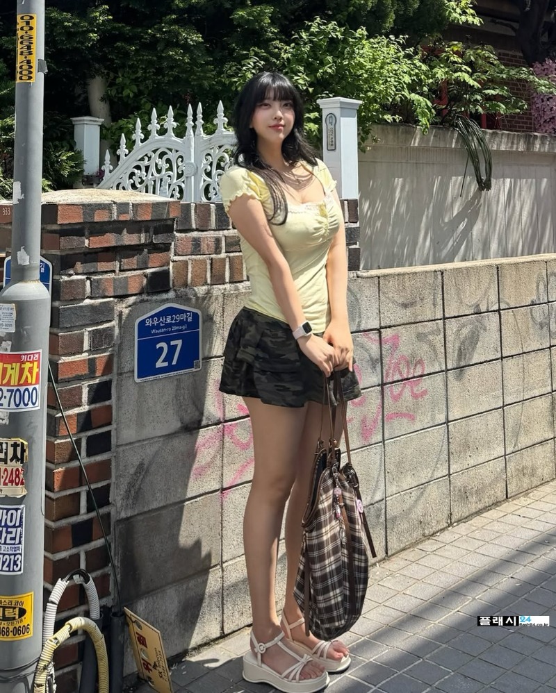데이트 나온 스트리머 송유나 각선미