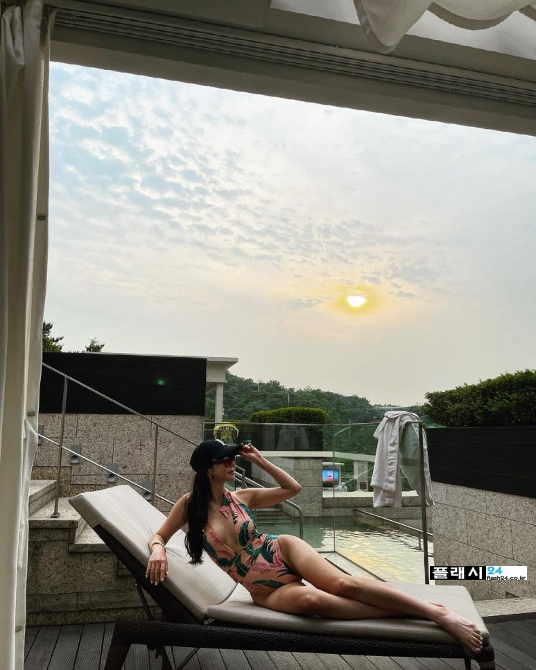 건강미 넘치는 프로골퍼 안신애