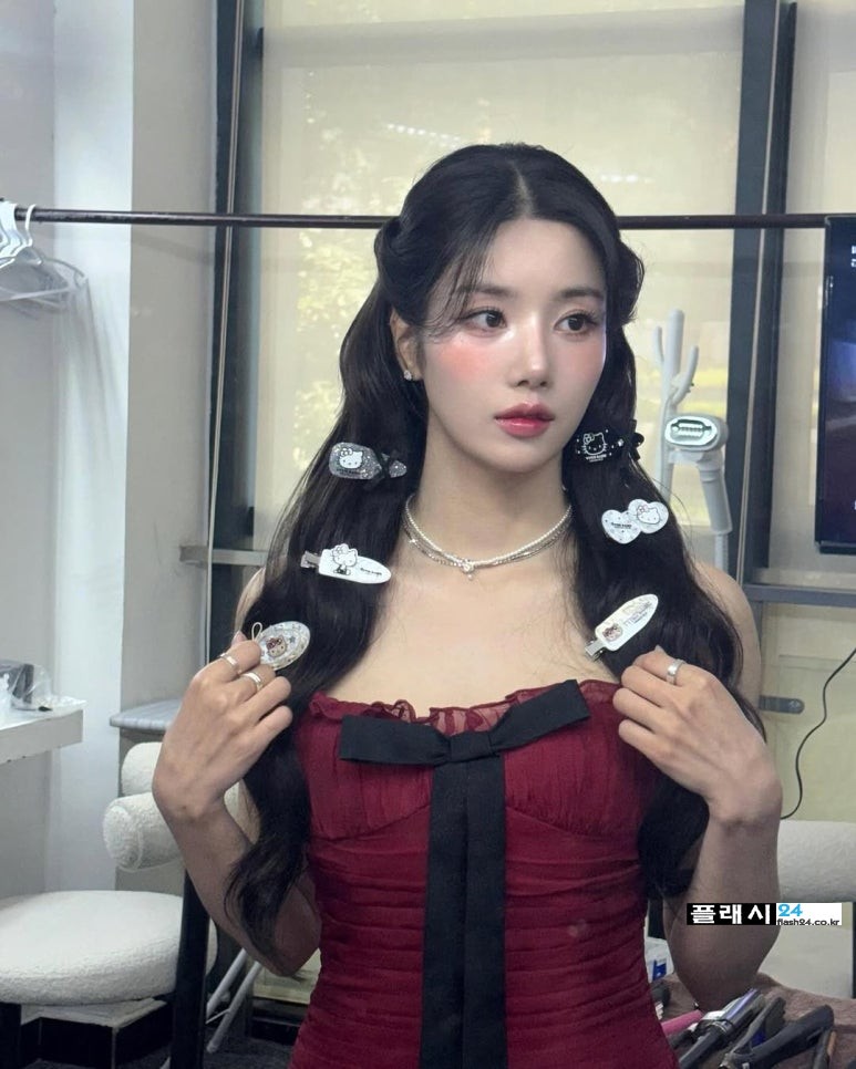 250630-Eunbi-IG-3.jpg