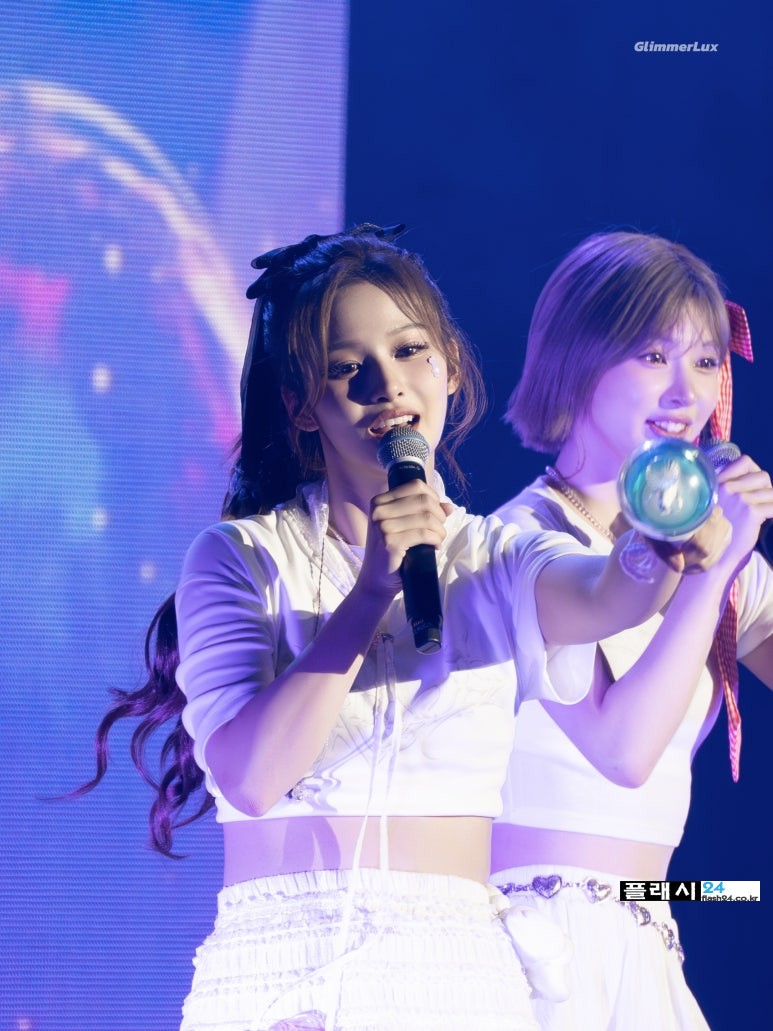 250606-Sullyoon-at-FanCon-in-Melbourne-9.jpg