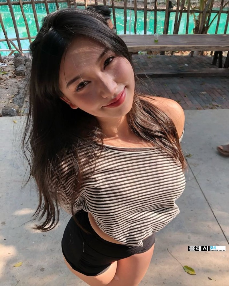263ca2d26503a6b5fbd6a2b4613fa50f.jpg