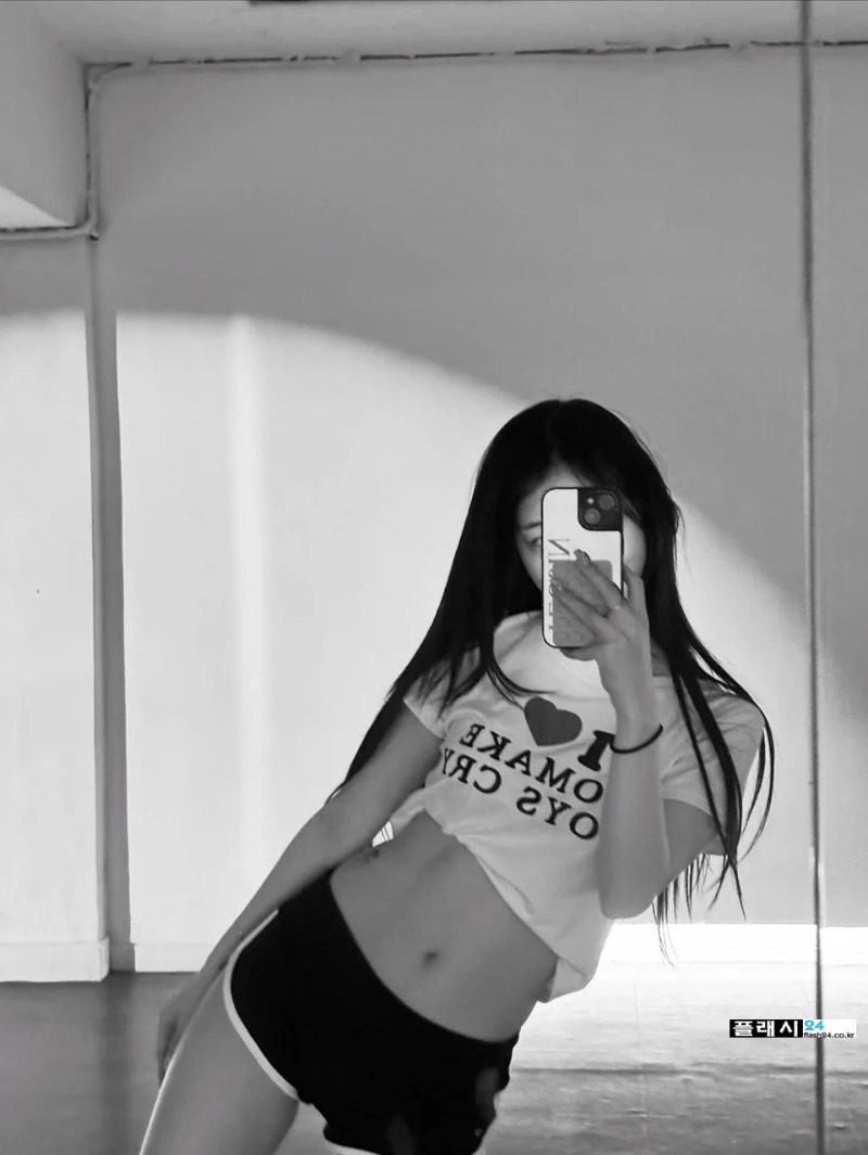 루셈블 여진 돌핀 셀카