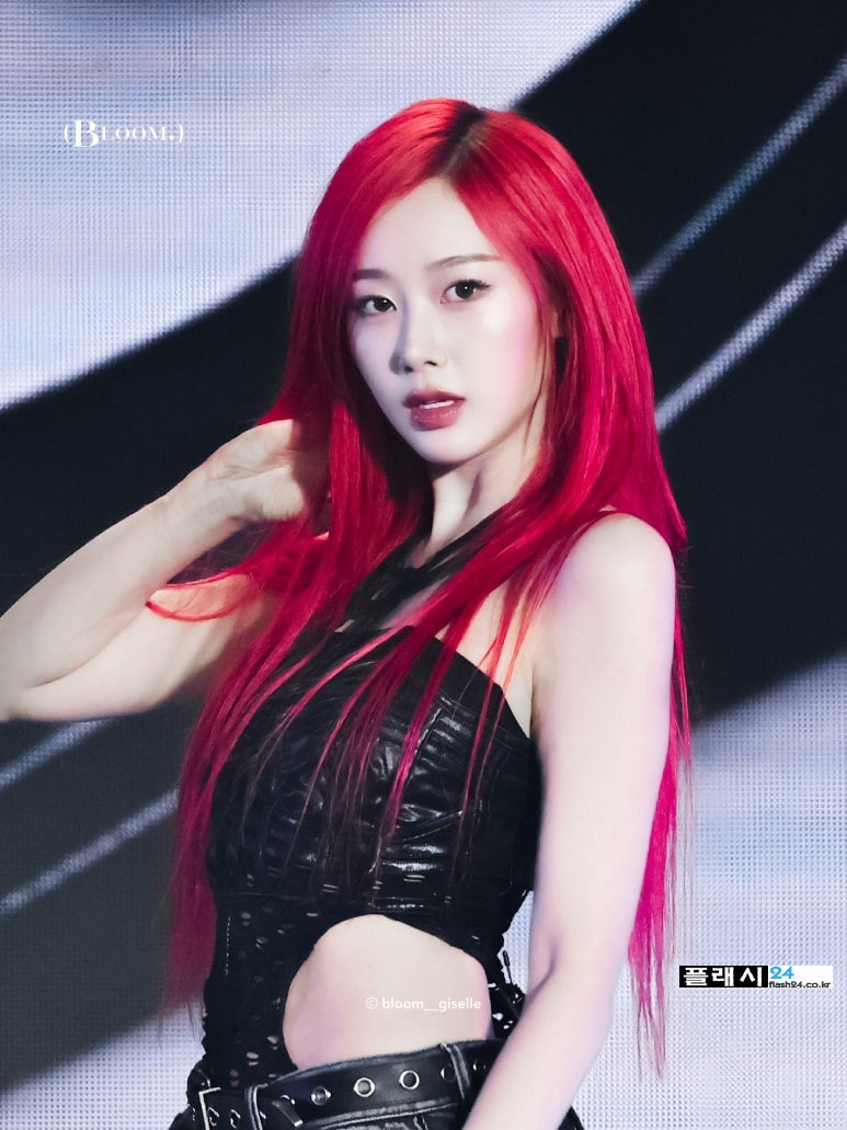 상상하게되는 #지젤 #에스파 무대의상