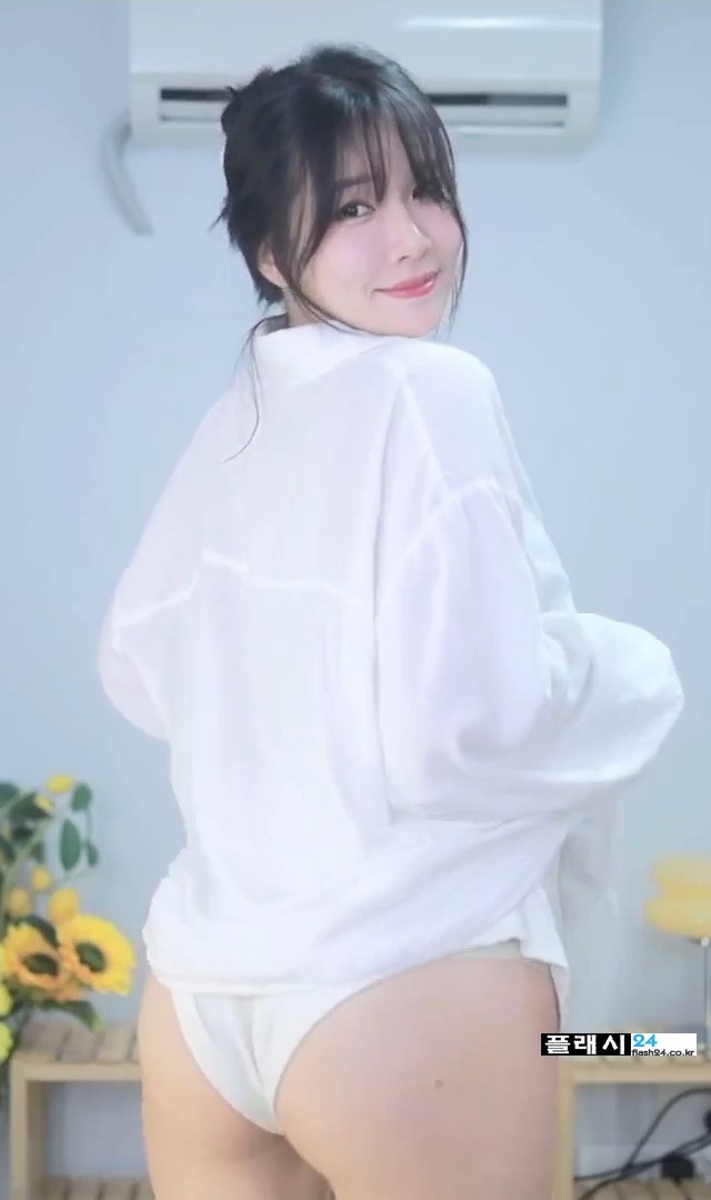 yTiCQgJ.jpg