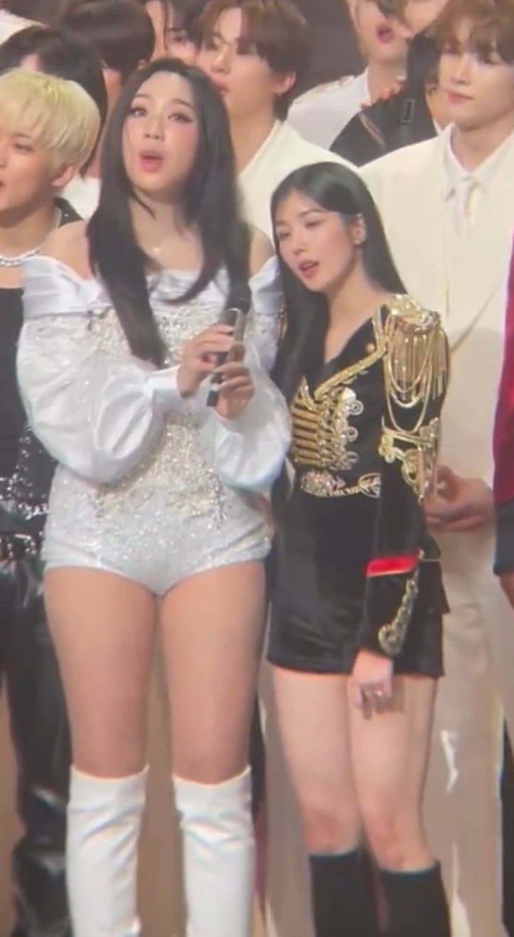 이영지 권은비 키 차이 영상버전