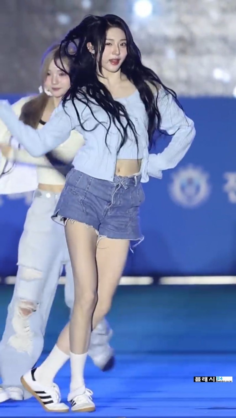 트리플에스 신위 여리여리한 청팬츠