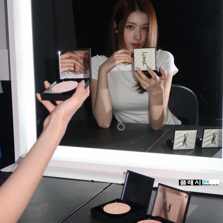 트와이스 사나 미니 명품 원피스