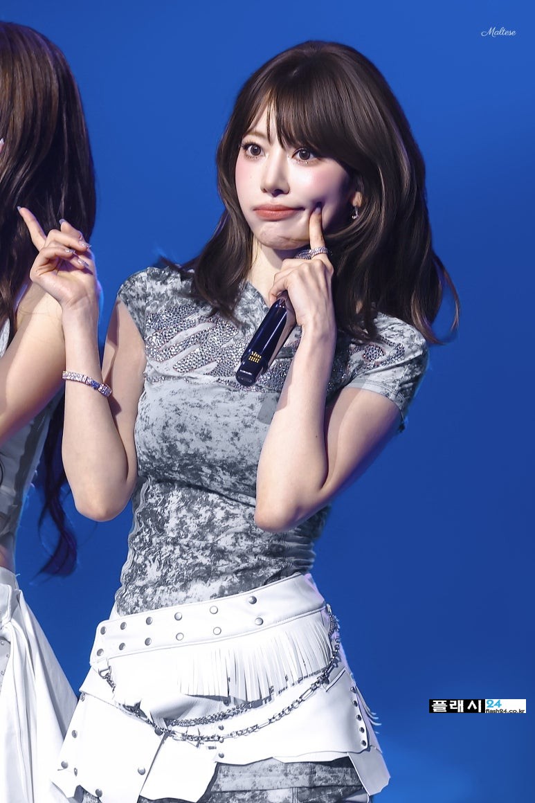 르세라핌 사쿠라 너무 많이 넣었어