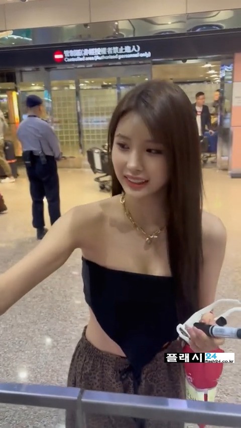 22 (10).jpg