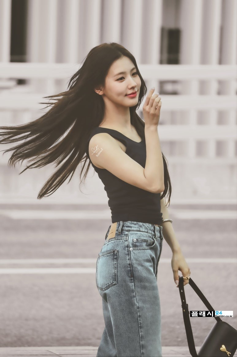 250624-Miyeon-at-ICN-departure-3.jpg