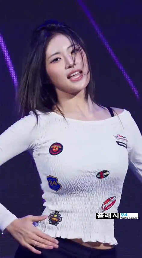 22 (9).jpg