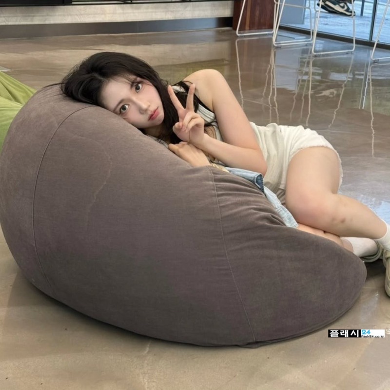 vinmaqh4d86f1.jpg