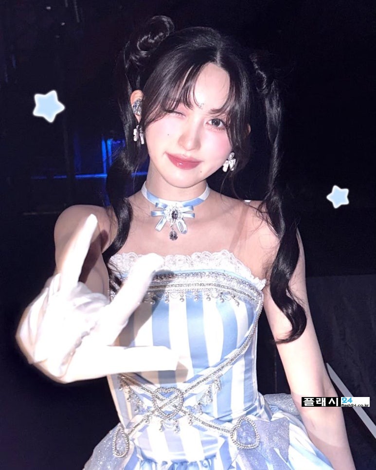 250501-Gaeul-IG-9.jpg