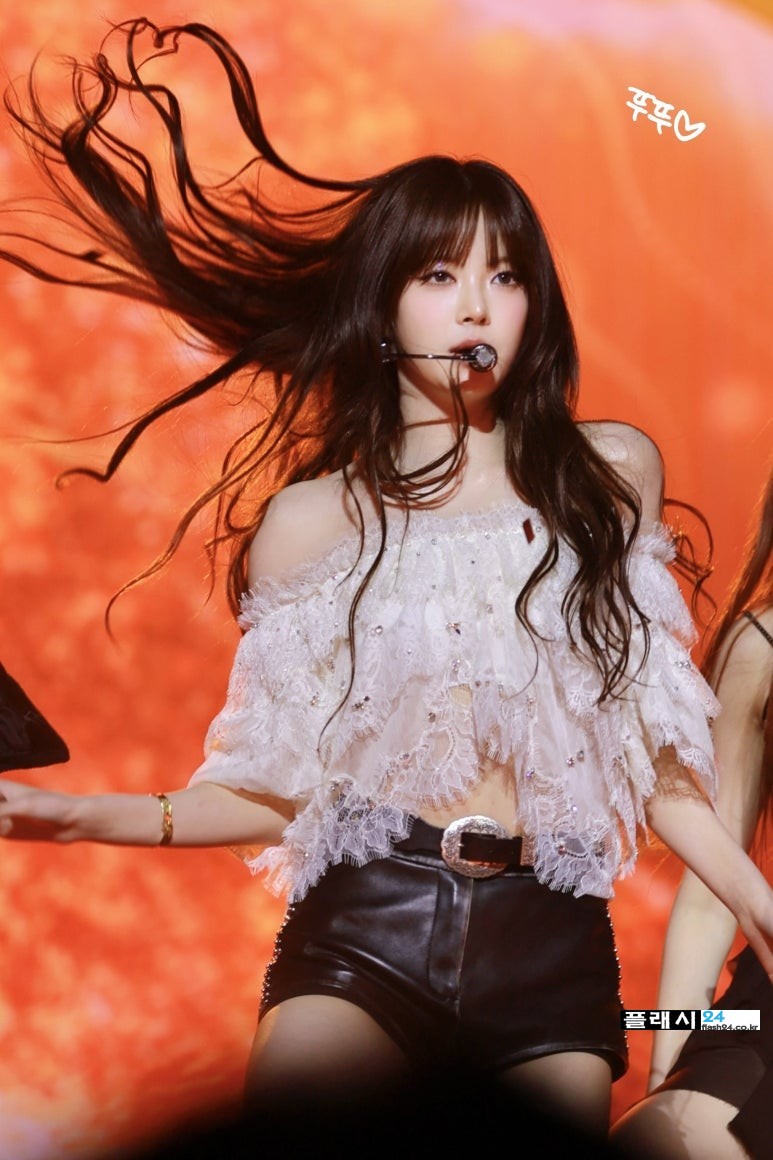 250419-Eunchae-at-EASY_CRAZY_HOT-Concert-D1-4.jpg