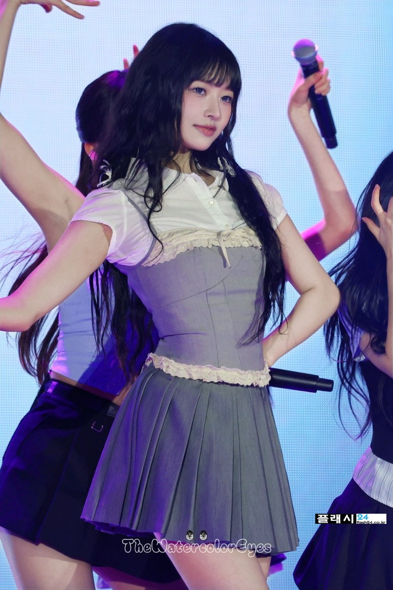 250504-Rei-at-LIV-Golf-Korea-Concert-16.jpg
